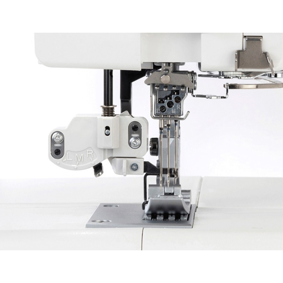 Распошивальная машина Janome CoverPro 3000 — Распошивальные машины