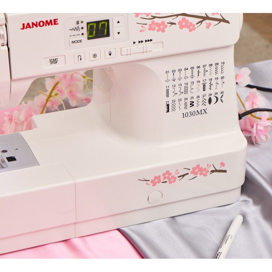  Швейная машина Janome 1030 MX