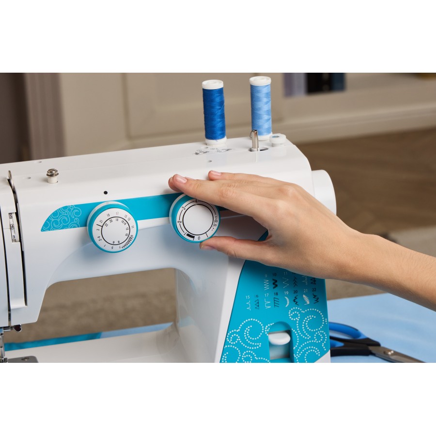 Швейная машина Leader VS 379