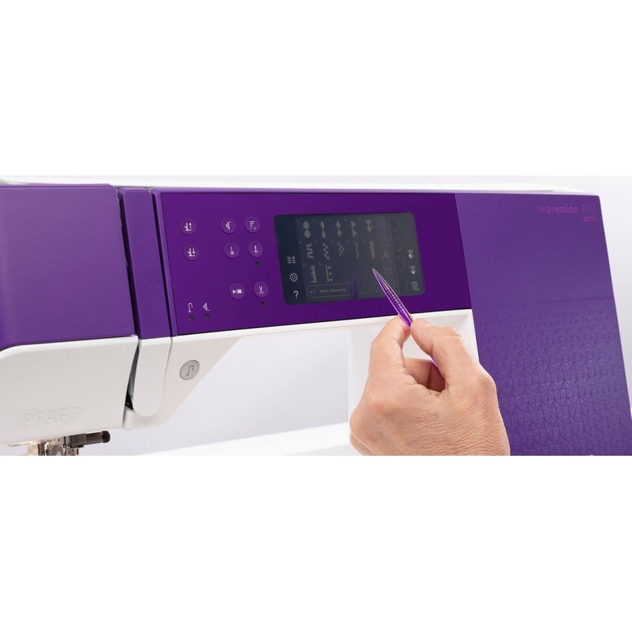 Швейная машина Pfaff Expression 710