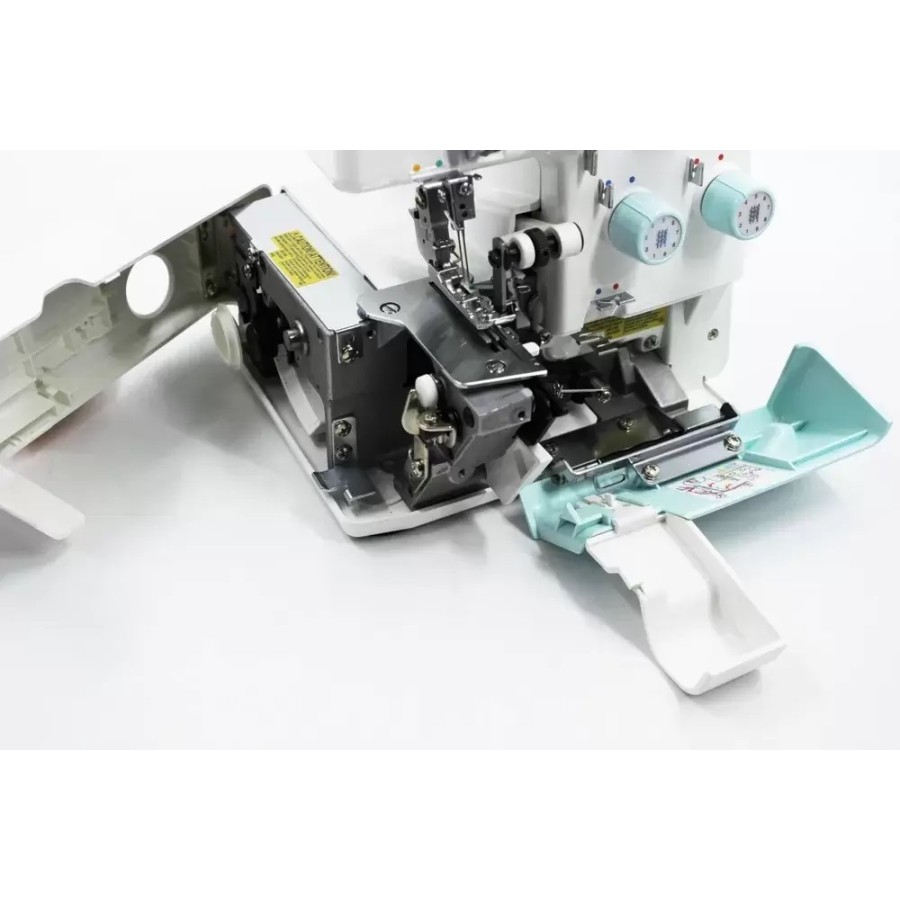 Оверлок  Juki PE 670 Professional Edition