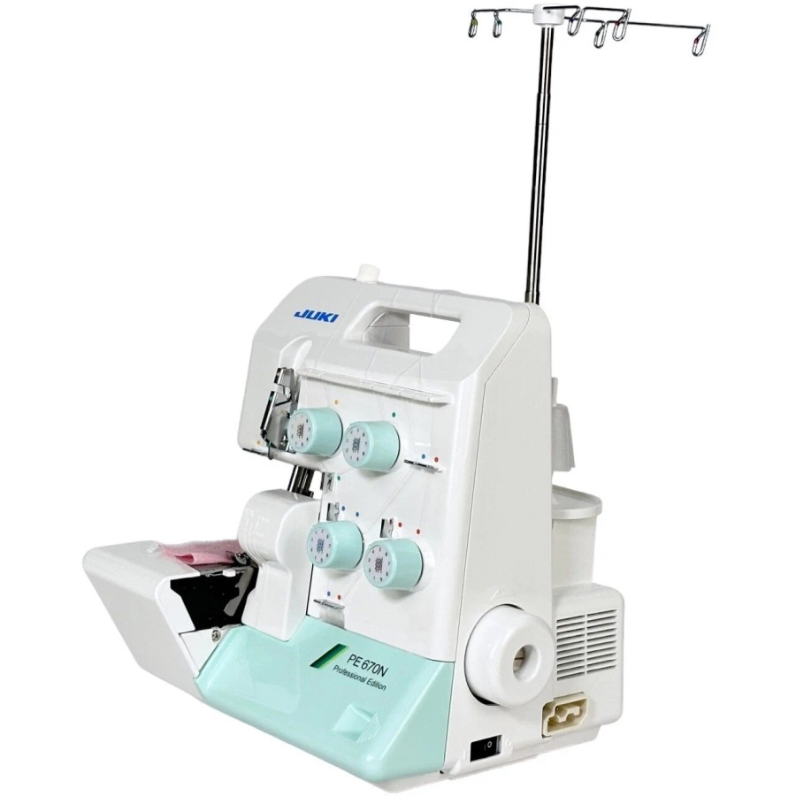 Оверлок  Juki PE 670 Professional Edition