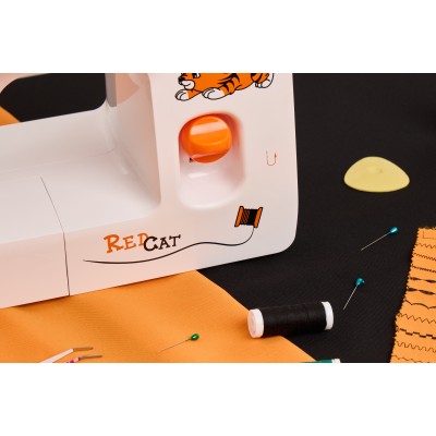 Швейная машина Leader RED CAT