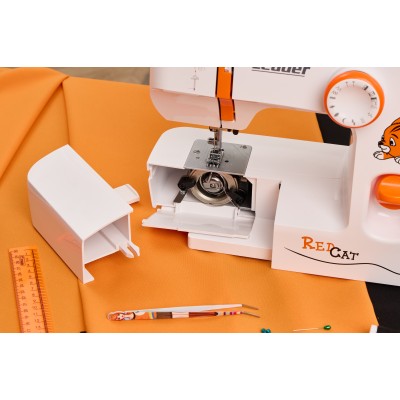 Швейная машина Leader RED CAT