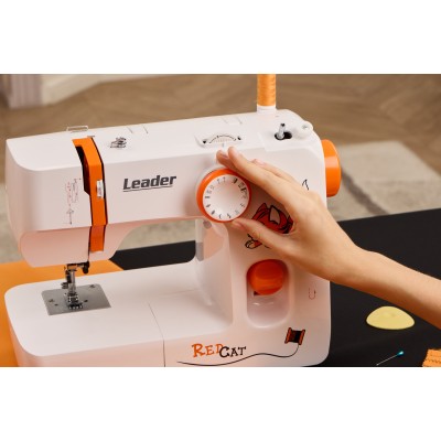 Швейная машина Leader RED CAT