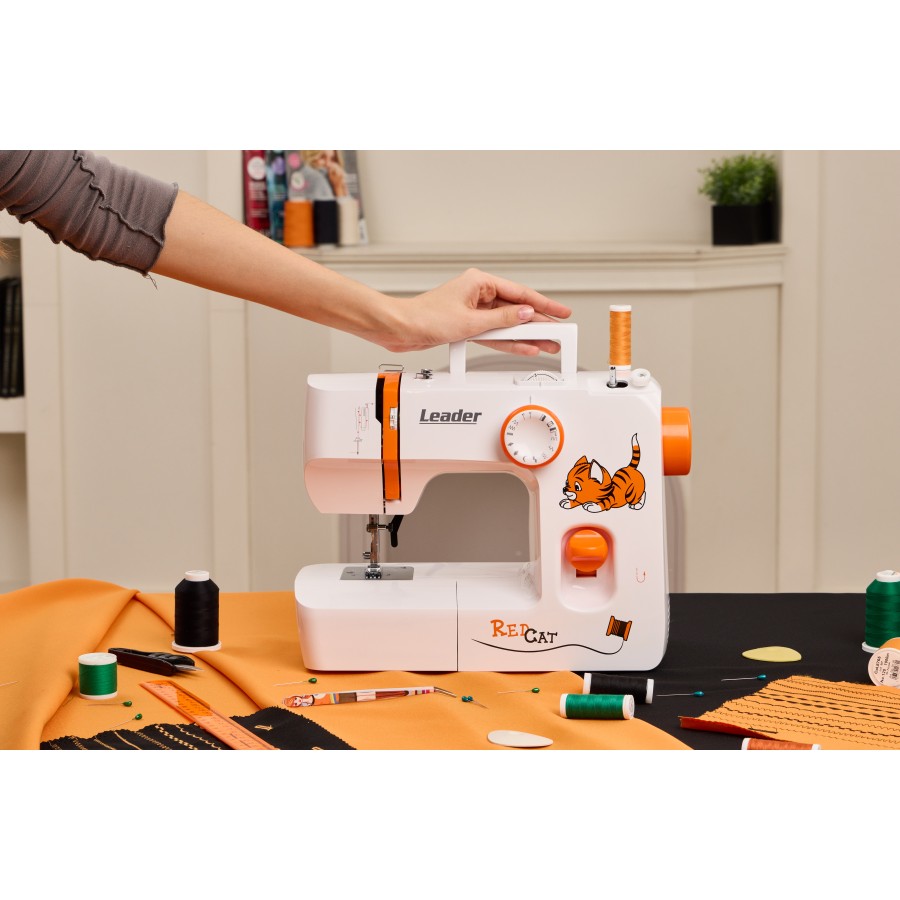 Швейная машина Leader RED CAT