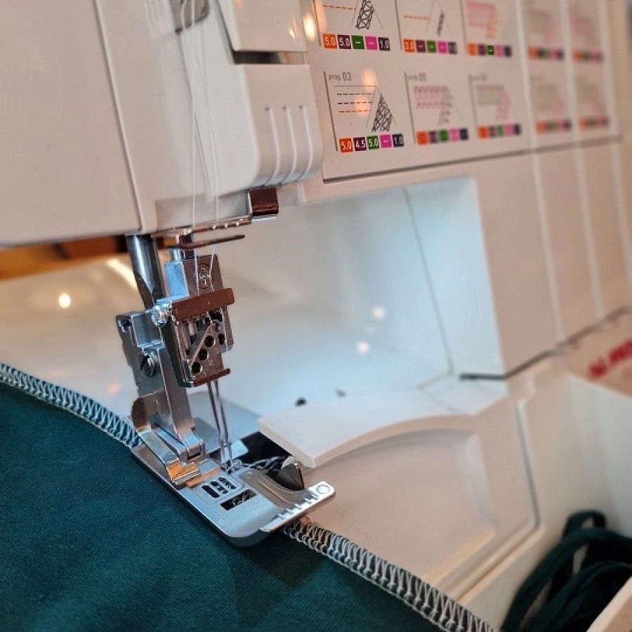 Kоверлок Aurora 5000D Kоверлок Aurora 5000D