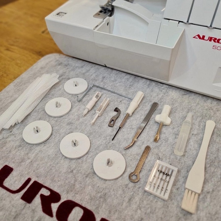 Kоверлок Aurora 5000D Kоверлок Aurora 5000D