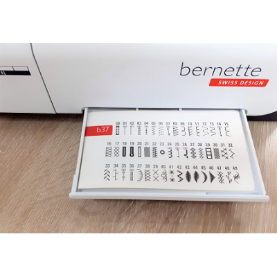Швейная машина Bernette B37