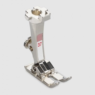 Швейная машина Bernina 475 QE