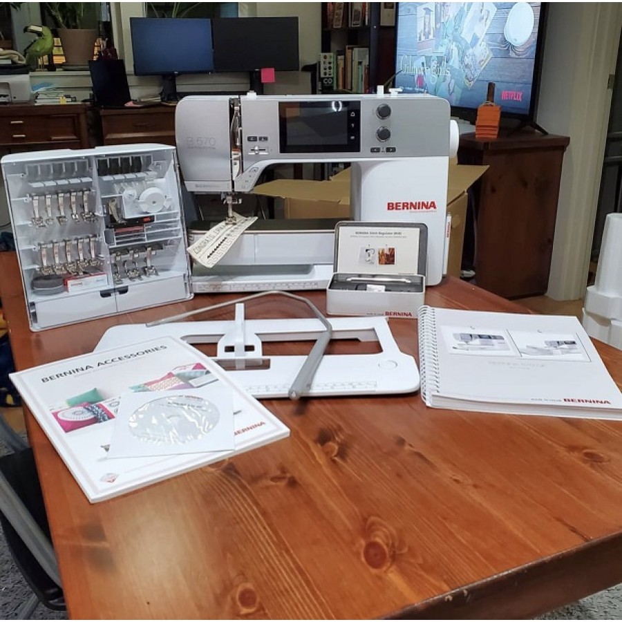 Швейная машина Bernina 570 QE (без модуля)
