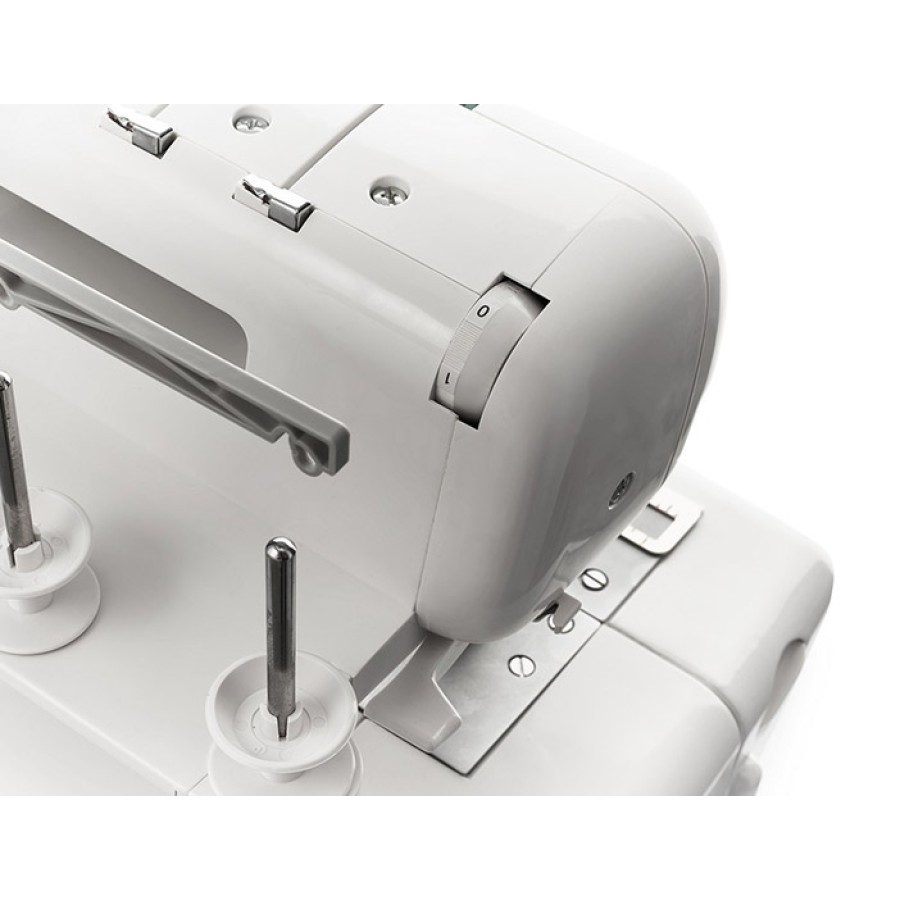 Оверлок CHAYKA 547 Оверлок CHAYKA 547